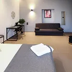 Alojamento de Acomodação e Pequeno-almoço Materdays 24