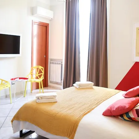 Materdays 24 Bed & Breakfast Naples