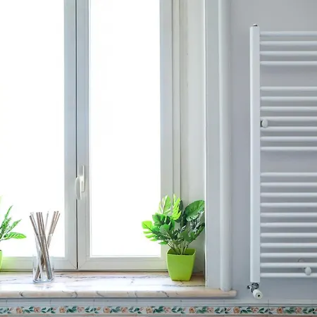 Materdays 24 Bed & Breakfast Naples