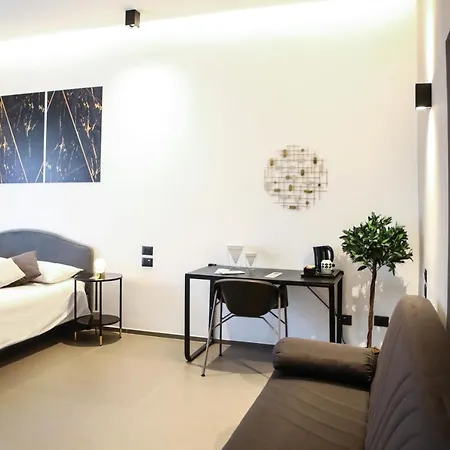 Materdays 24 Bed & Breakfast 4*